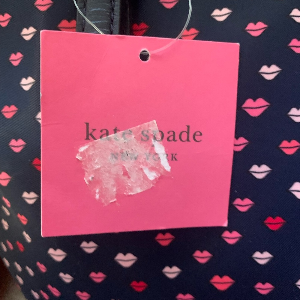 NWT Kate Spade Watson Lane Maya Zippered Tote Bag, Navy, Pink/Red Kisses - Picture 6 of 9